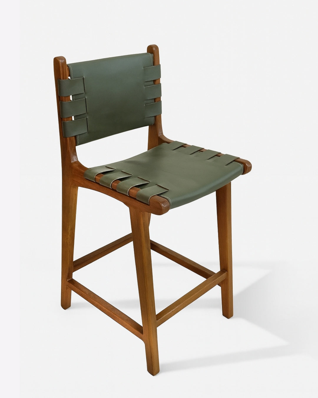 כסא בר דגם לנוקס בגוון אגוז עשיר