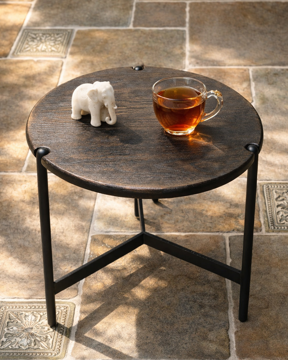 שולחן צד מעץ אגוז דגם בזל