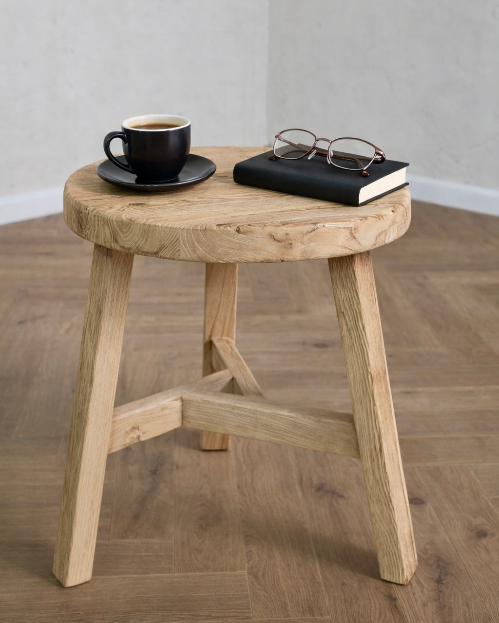 שולחן צד  מעץ אלון ממוחזר דגם גיל